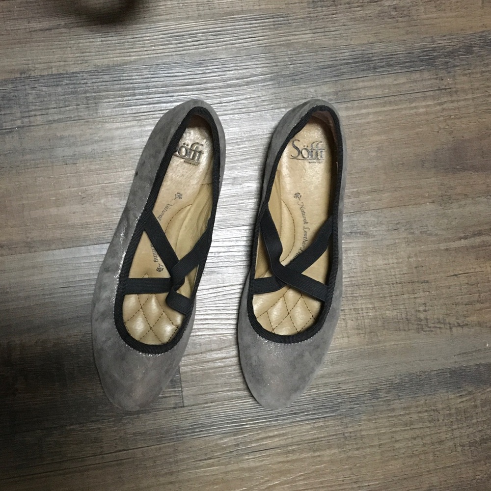 Sofft Women's Elegant Gray Flats